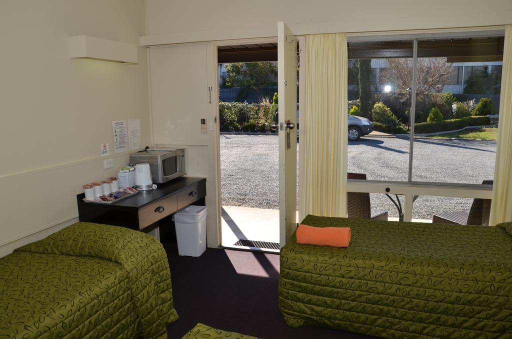 Warwick Motor Inn Zimmer foto