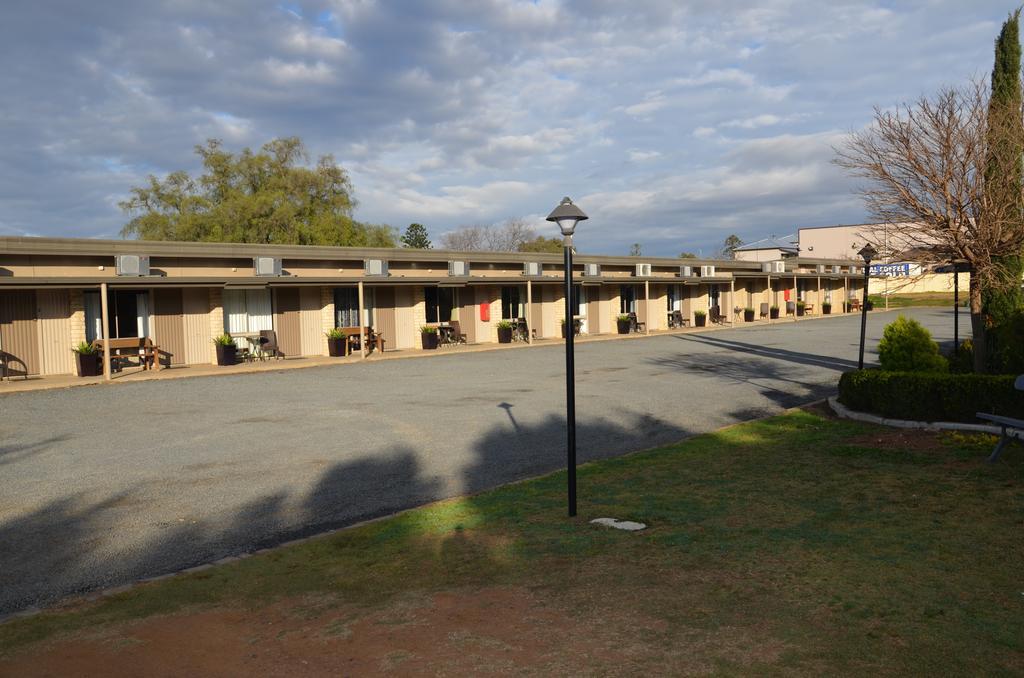 Warwick Motor Inn Exterior foto